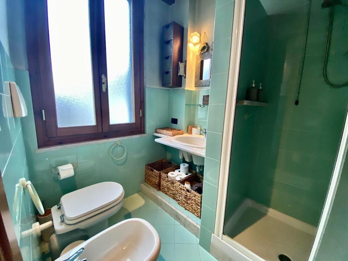 Piccolo Rifugio Con Parcheggio Privato Gratuito Apartment Bergamo Exterior photo